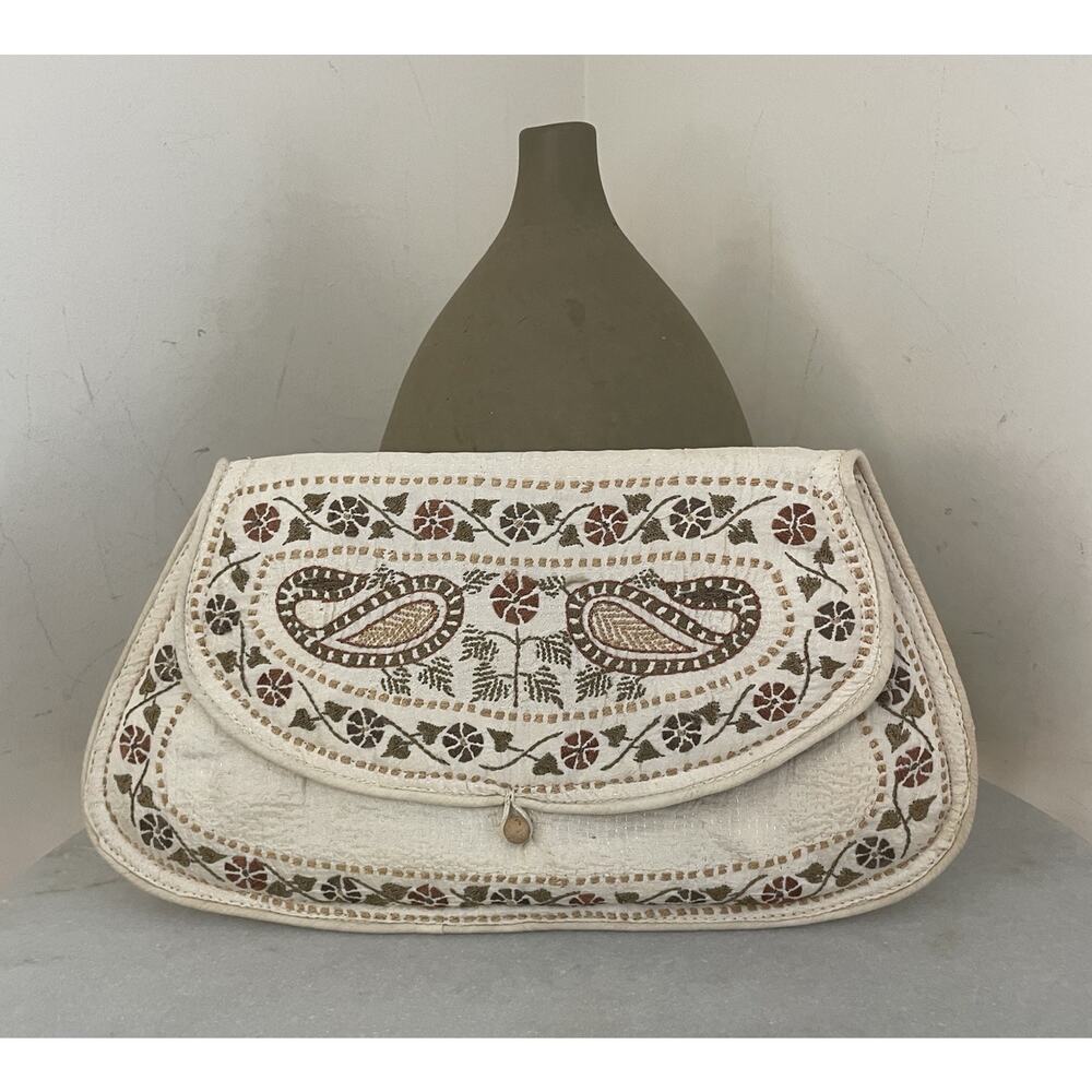 Aarong Hand Embroidered Clutch Purse Indian Bohemian Snap Close Cream Tan Cotton